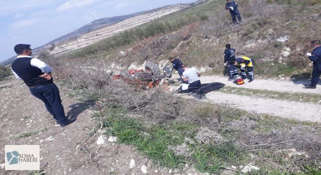 Traktörün Altında Kalan Sürücü Hayatını Kaybetti