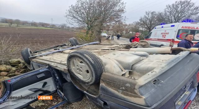 Liseli gençler kaza yaptı. Bir kişi hayatını kaybettiği iki kişi yaralandı