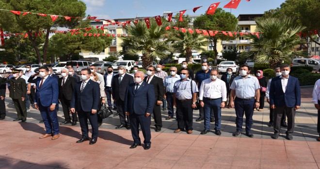 Kaymakam Akkayadan İstiklal Marşı Hassasiyeti