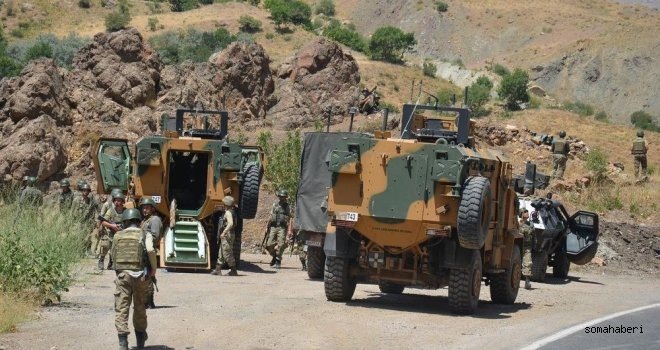 Hakkari'de çatışma: 3 asker şehit, 6 asker yaralı