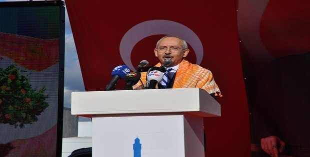 Kılıçtaroğlu Bergamada Fidan Dağıttı