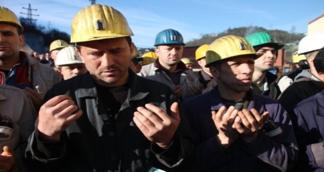 Yeraltı kaynaklarını her türlü tehlike ve zorluk altında doğayla mücadele ederek, üreten madencilere toplumun vefa borcu bulunmaktadır. 